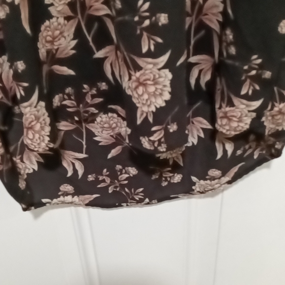 Forever 21 blouse - Picture 3 of 6